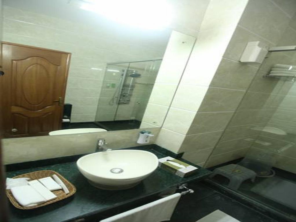 Modi Hotel & Resorts Pinjaur Værelse billede