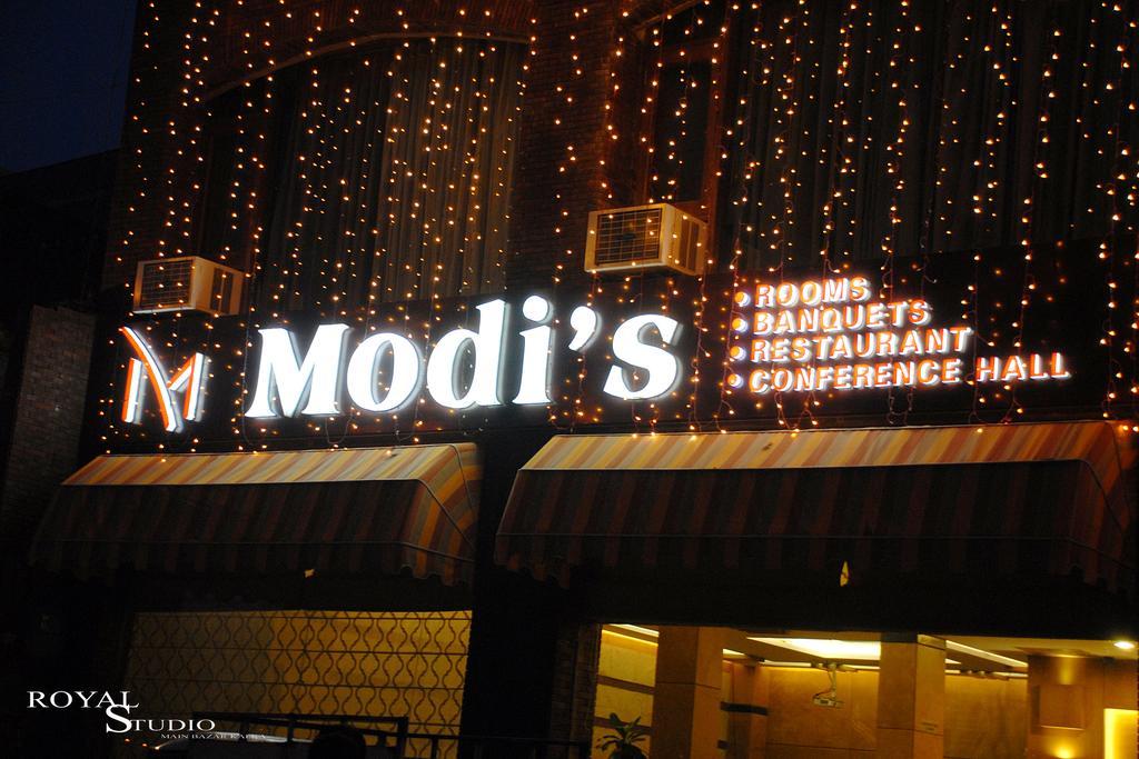 Modi Hotel & Resorts Pinjaur Eksteriør billede